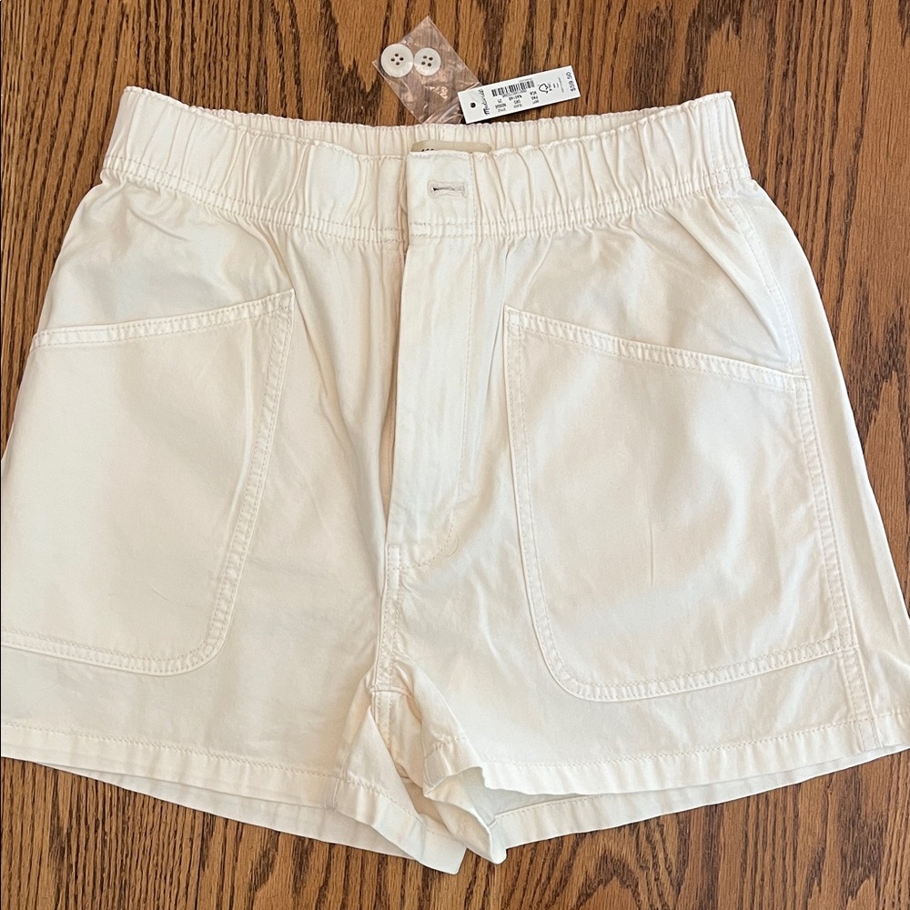 Madewell Cream shirts size 25